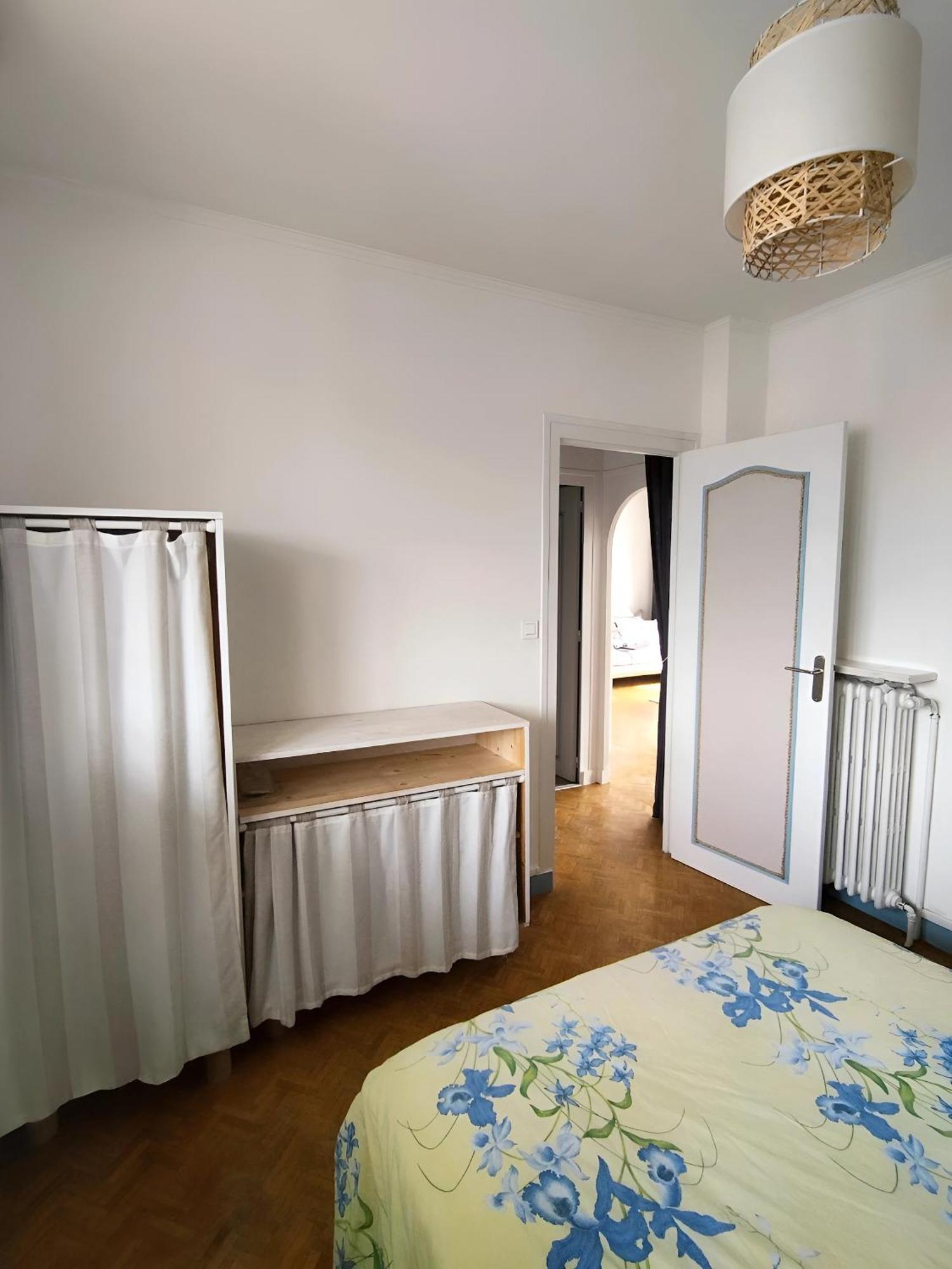 Charmant Appartement Lumineux - Dernier Etage Avec Balcon - Proche Centre-Ville Nantes Exterior photo